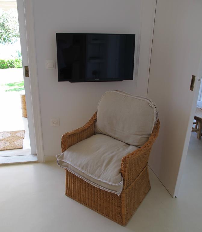 Seafront Calista Beach House With Garden Glyfada (Corfu) Exterior foto