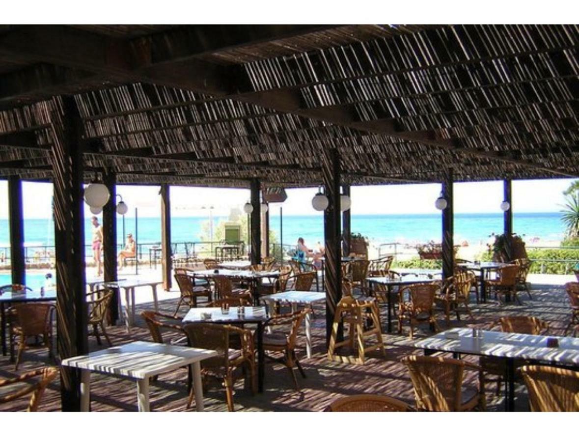 Seafront Calista Beach House With Garden Glyfada (Corfu) Exterior foto